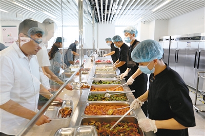 西安本土餐饮老字号集中亮相十四运 弘扬美食文化保障饮食安全