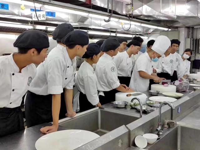2023年全国职业院校技能大赛高职组“烹饪”赛项在佛山开幕