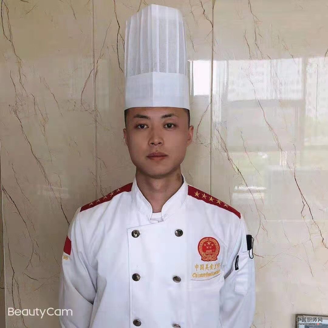 赵健 