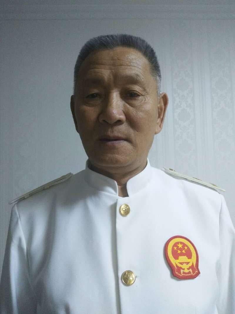 李士林 