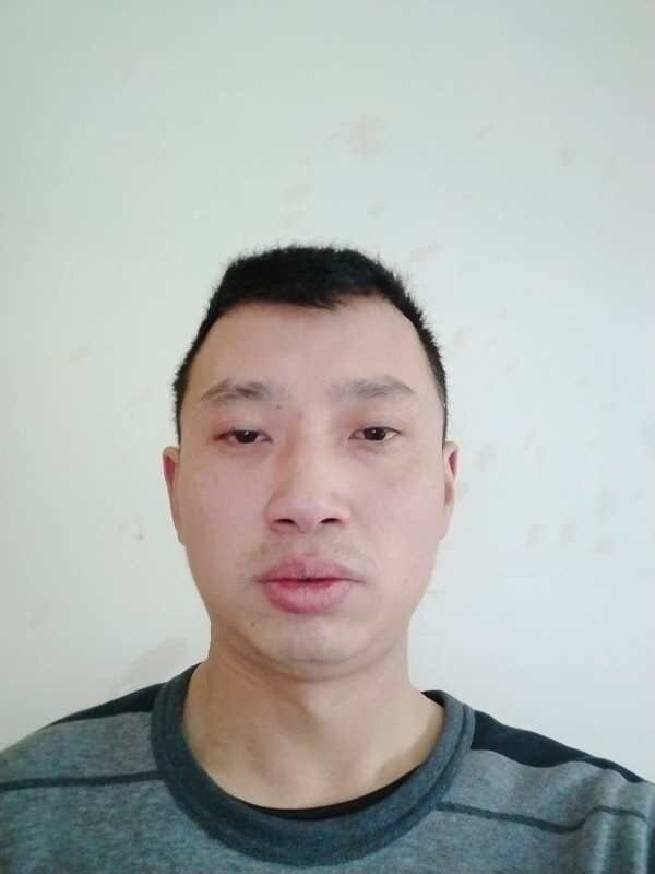 尹缙 