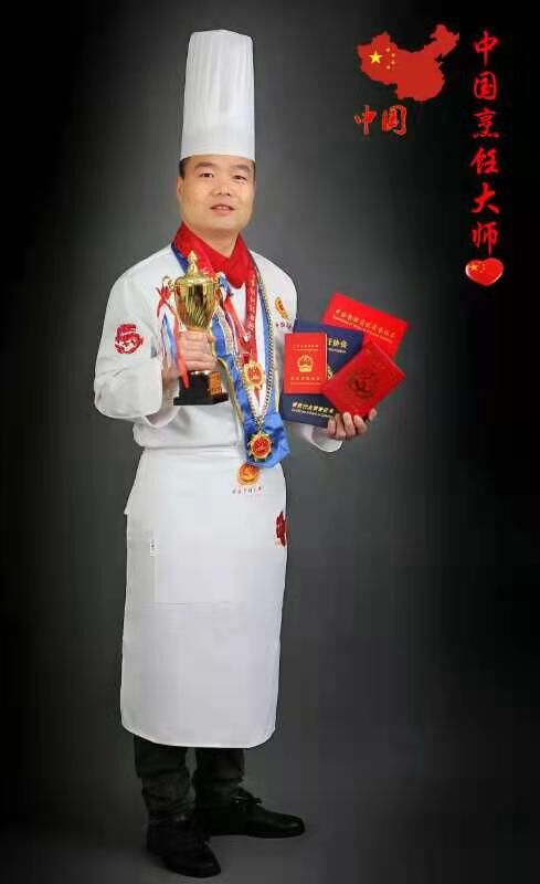 杨运亮 