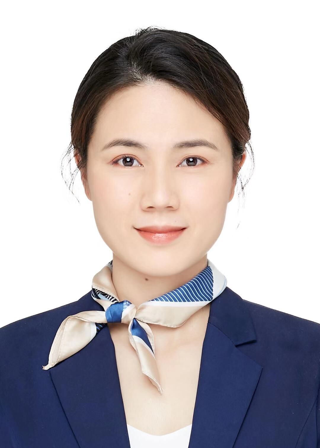 胡巧芬 