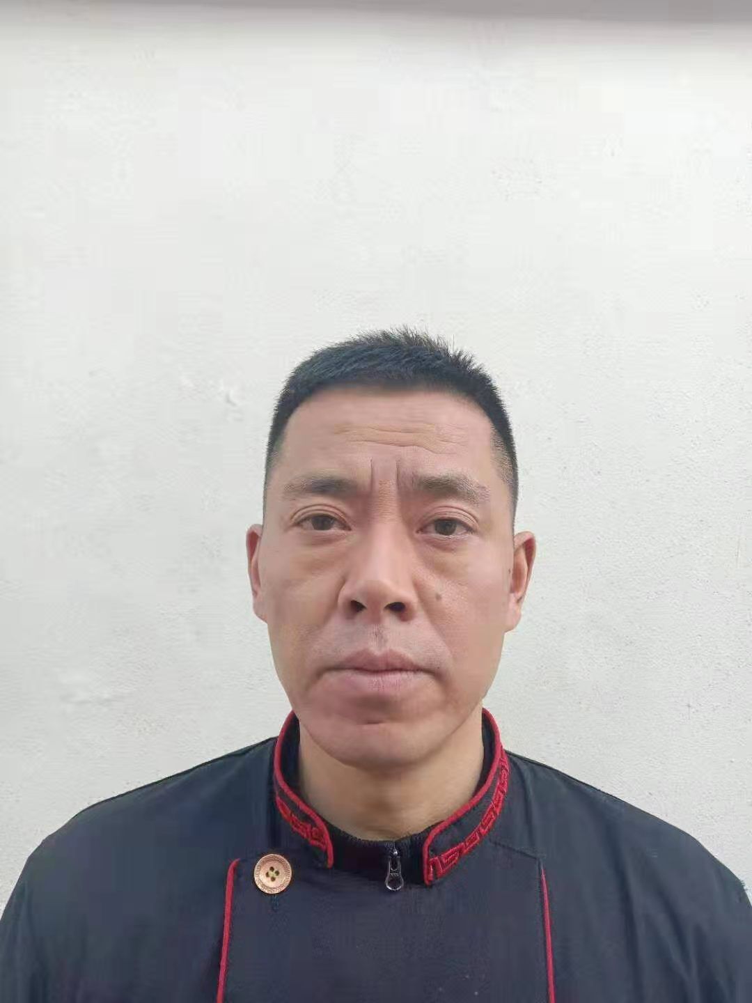陈杰 