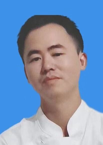 周桂雄 