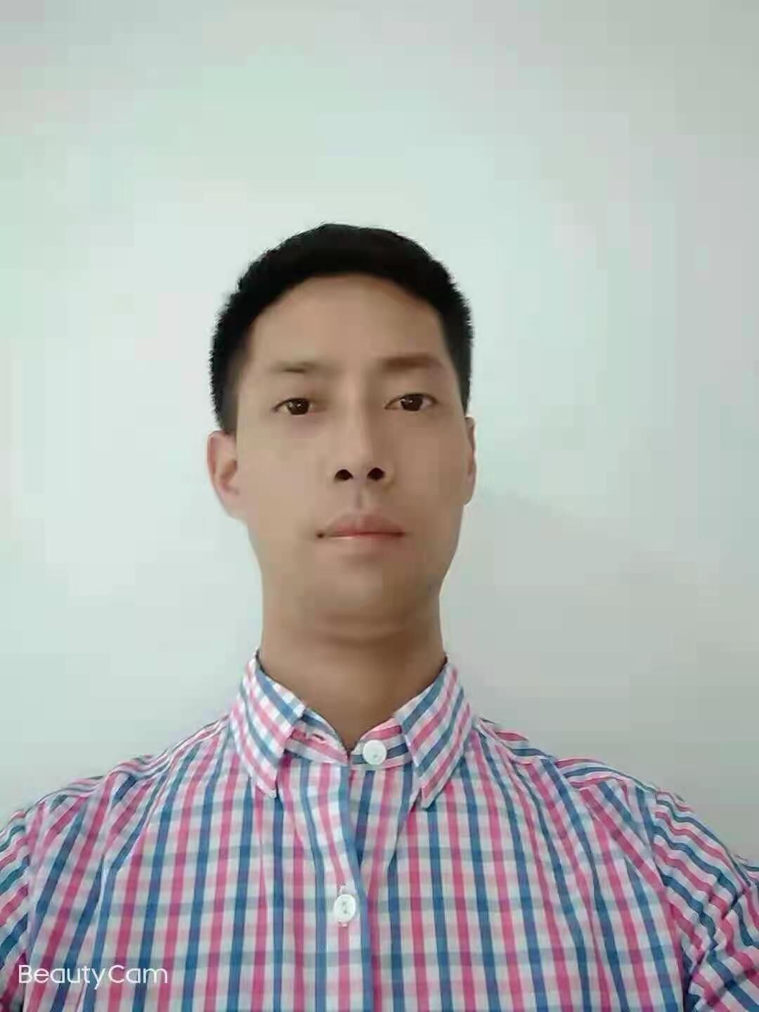 徐卫 