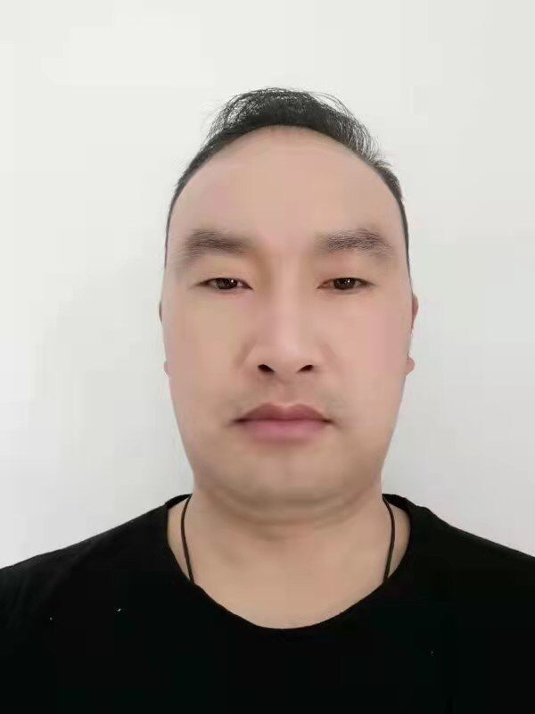 蒋明成 