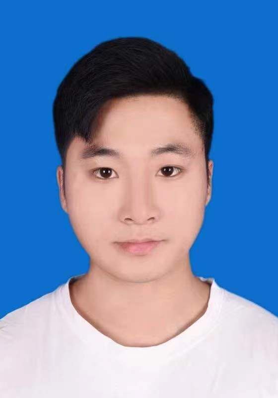 刘立鹏 