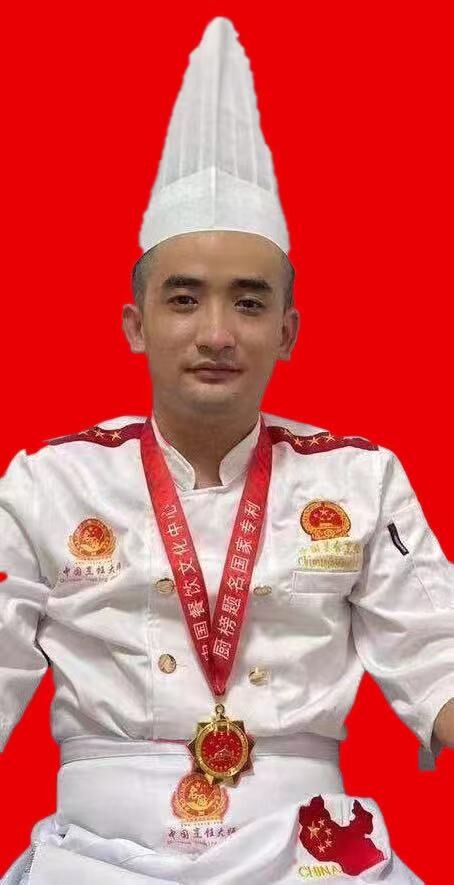 黄复憩 