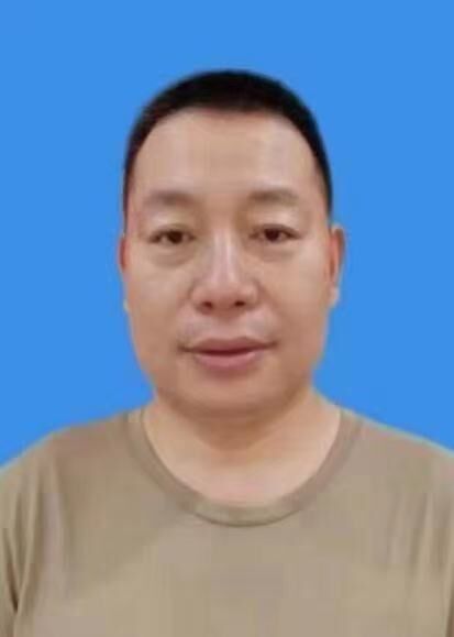 郝存富 