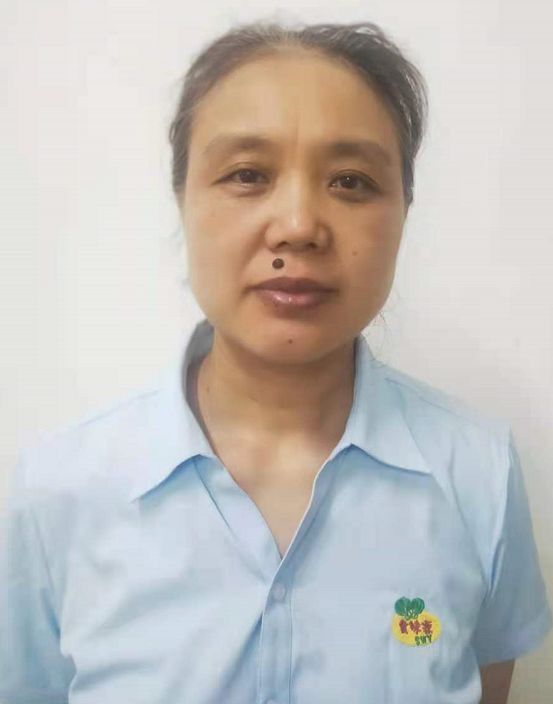 罗春香 