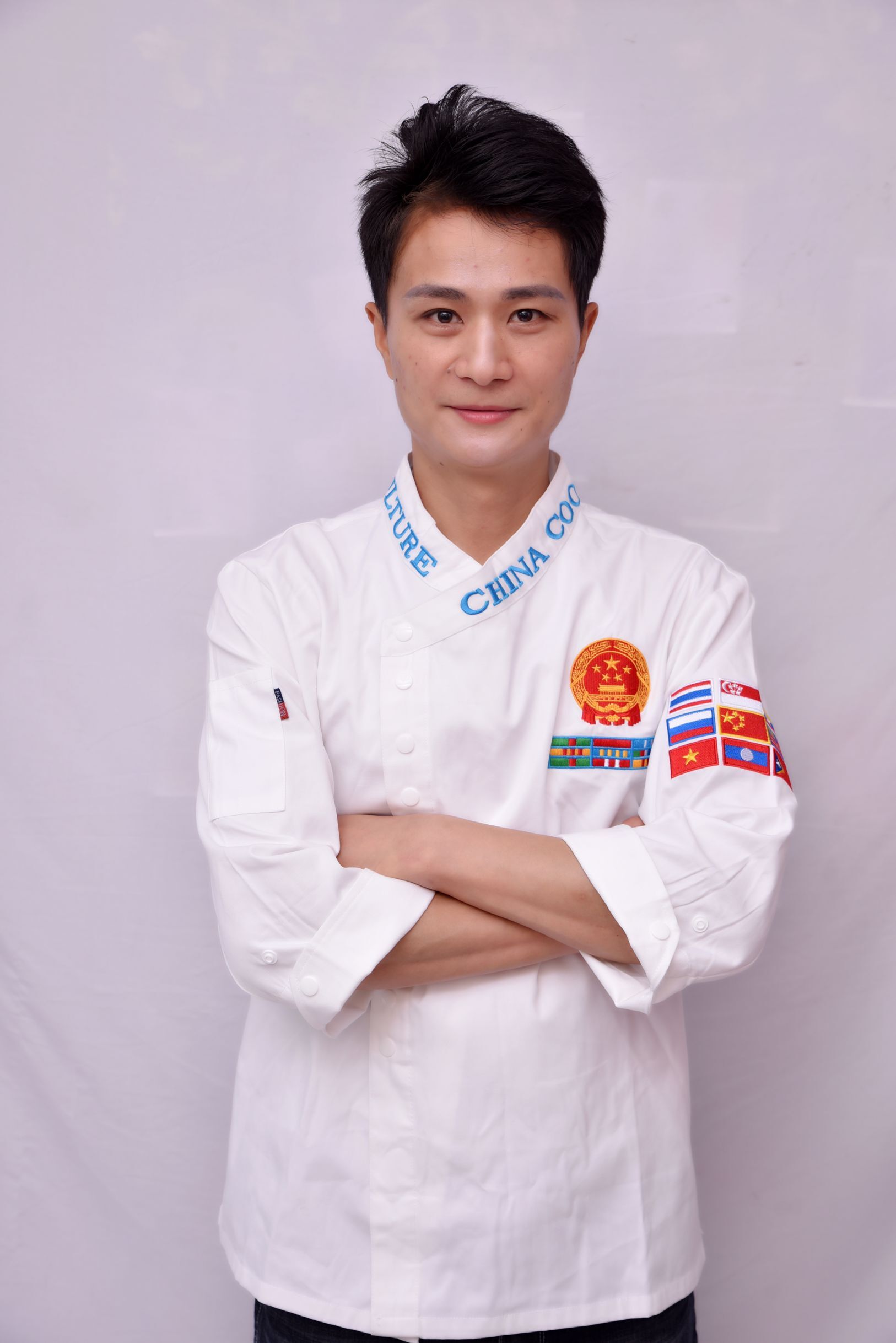 熊毅 