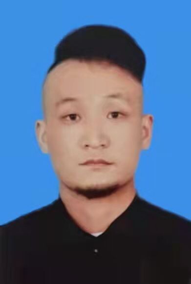 杨思博 