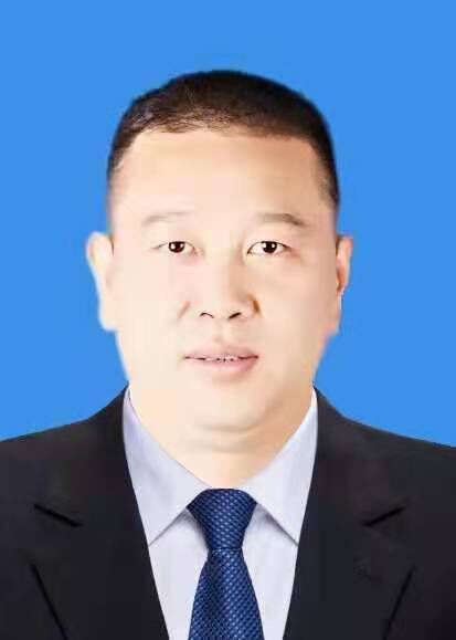刘波 