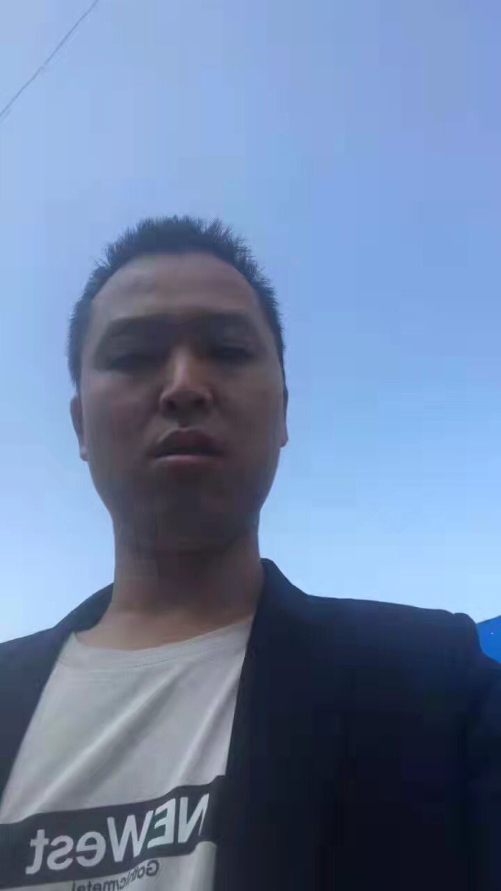 王明伟 