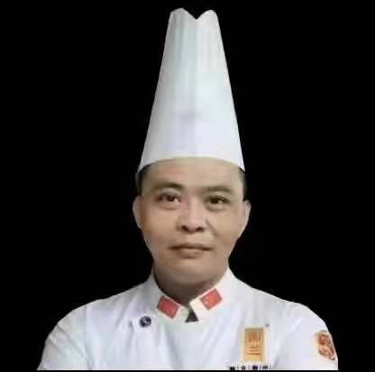 黄烈 