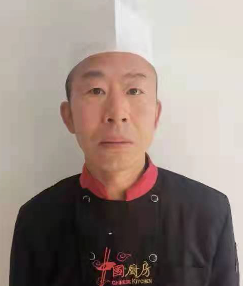 秦安坤 