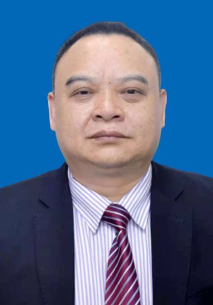 黄刚臣 